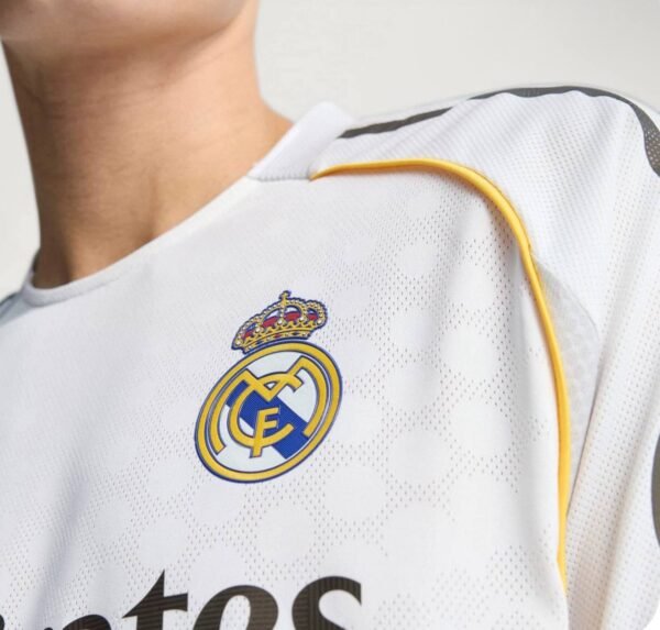 Real Madrid home match 25/26