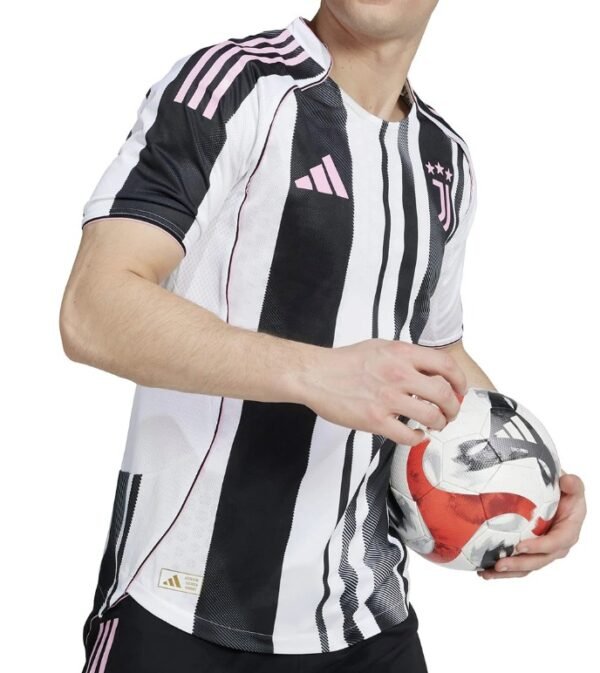 Juventus home match 25/26